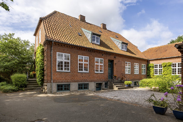 Ejendommen