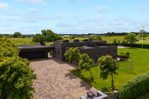 Ejendommen