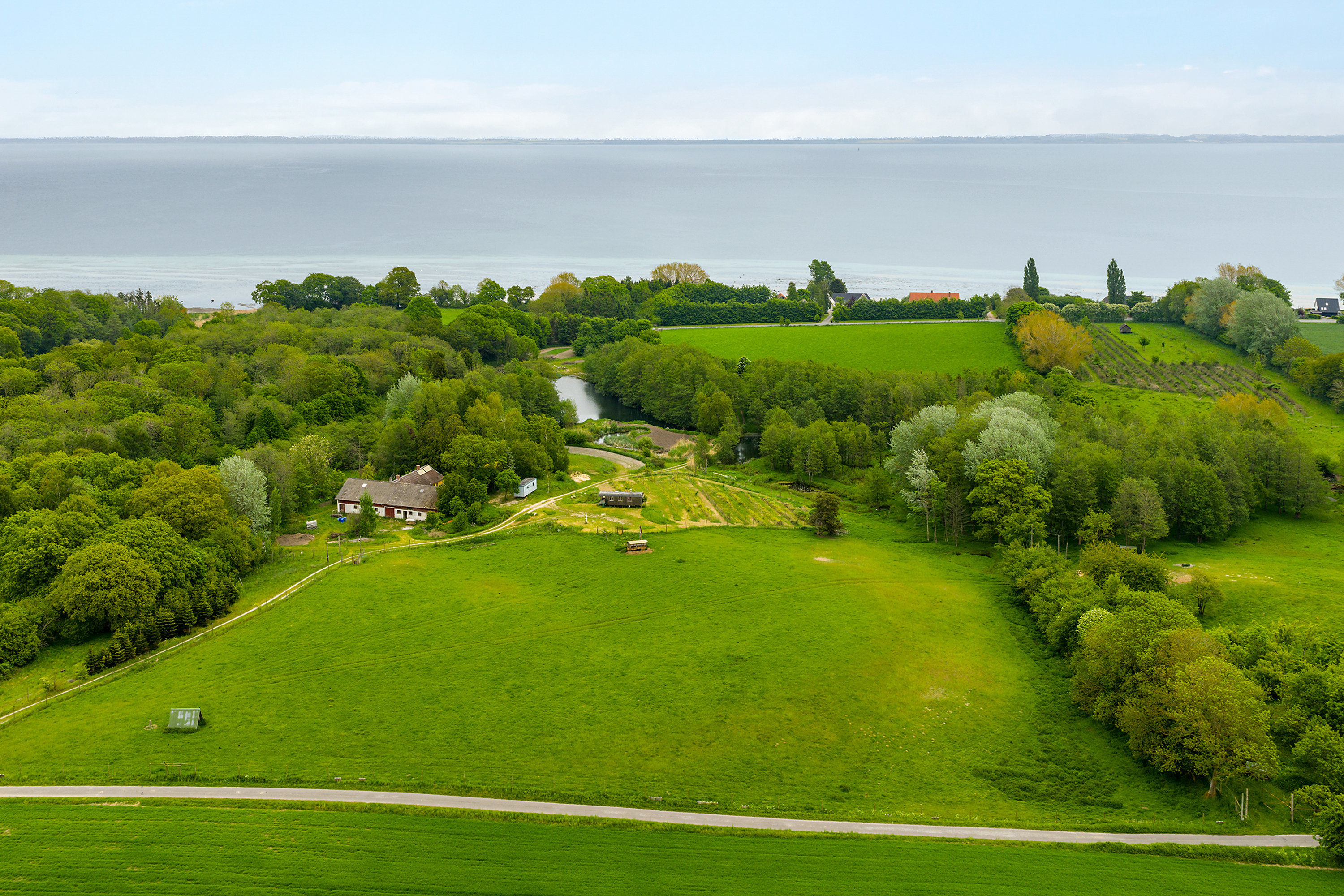 Landejendom på Skårupøre Strandvej 155 5881 Skårup Fyn.