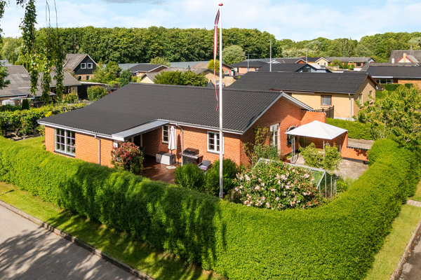 Ejendommen
