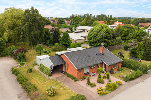 Ejendommen