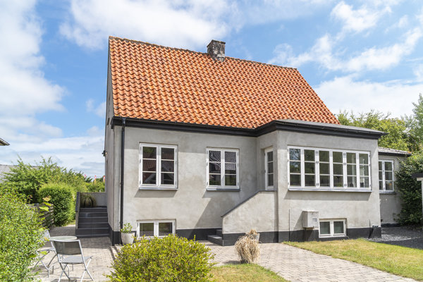 Ejendommen