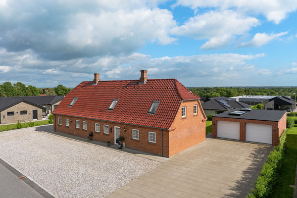 Ejendommen