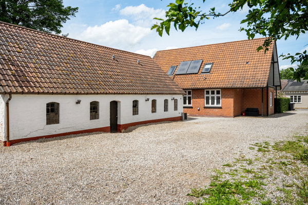 Ejendommen