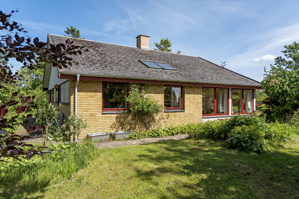 Ejendommen