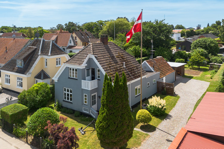 Sønder Allé 10