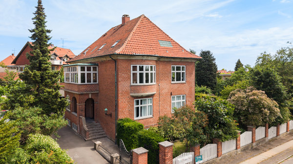 Ejendommen