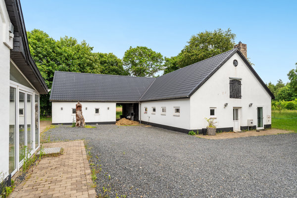 Ejendommen