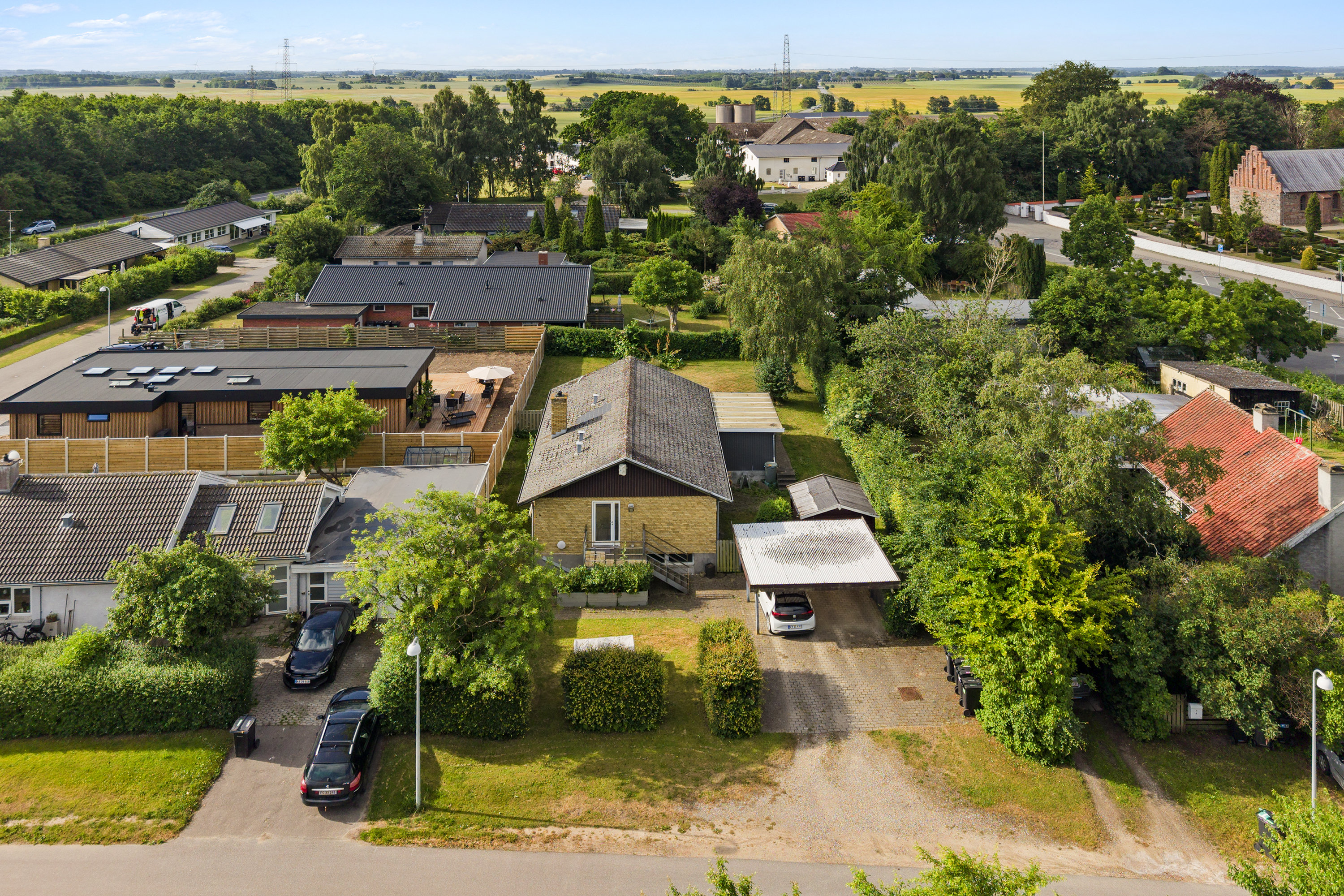 Hus, 111 m², grund 786 m²