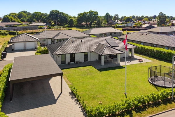 Ejendommen