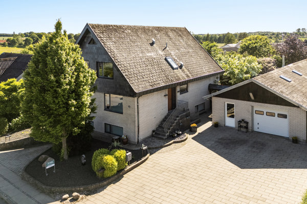 Ejendommen