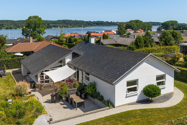Ejendommen
