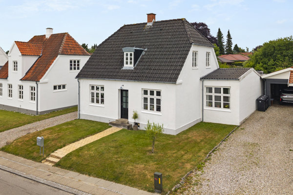 Ejendommen