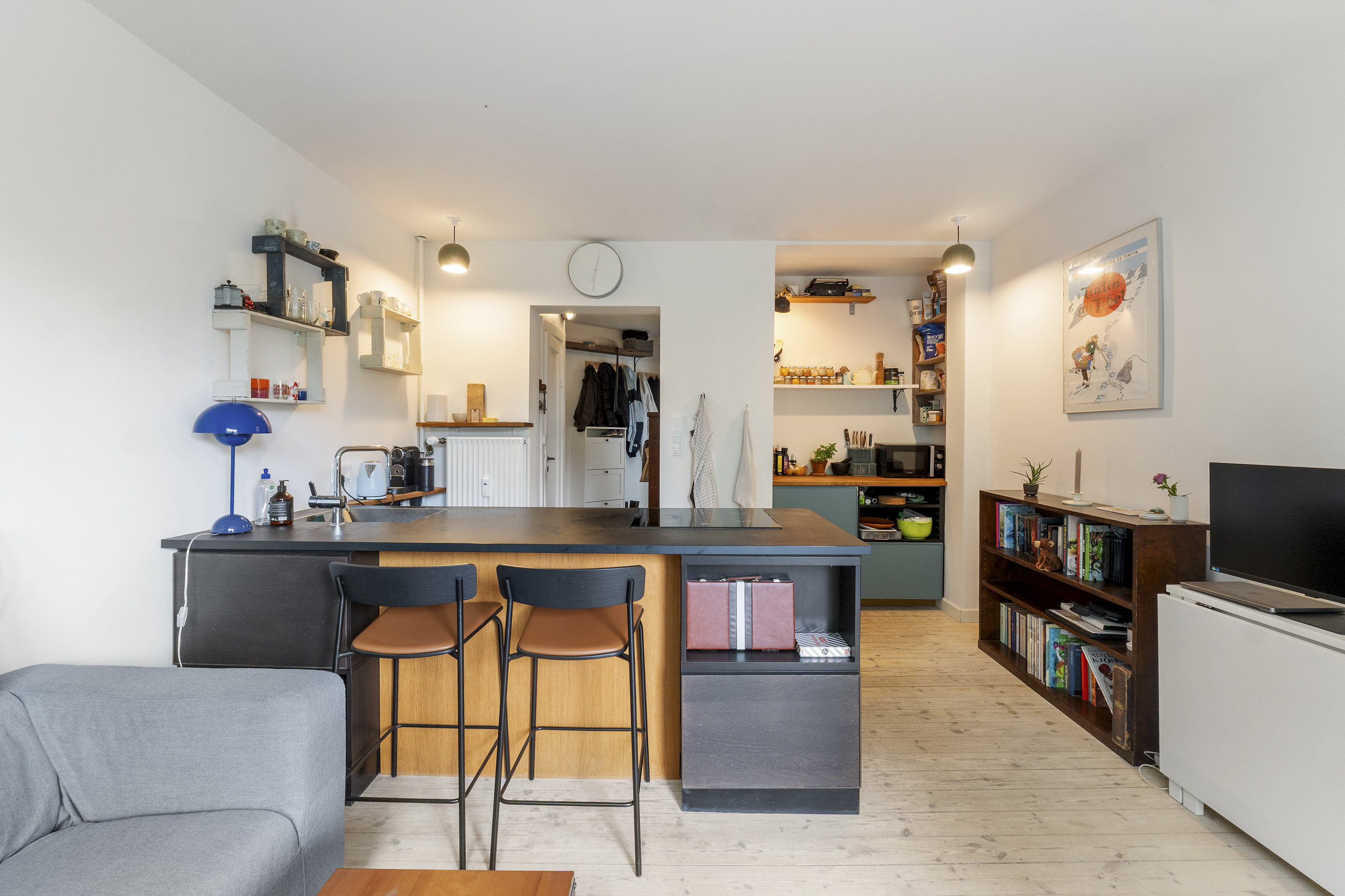 1-soban stan, 42 m²