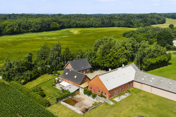 Ejendommen