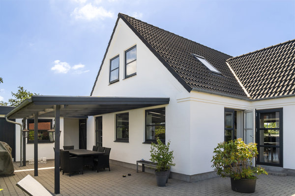 Ejendommen