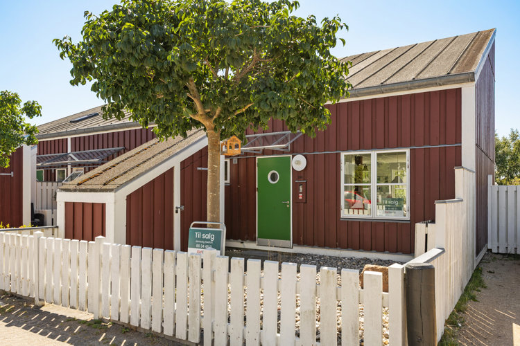 Bolig på Øerkrogvejen 2 261 8400 Ebeltoft.