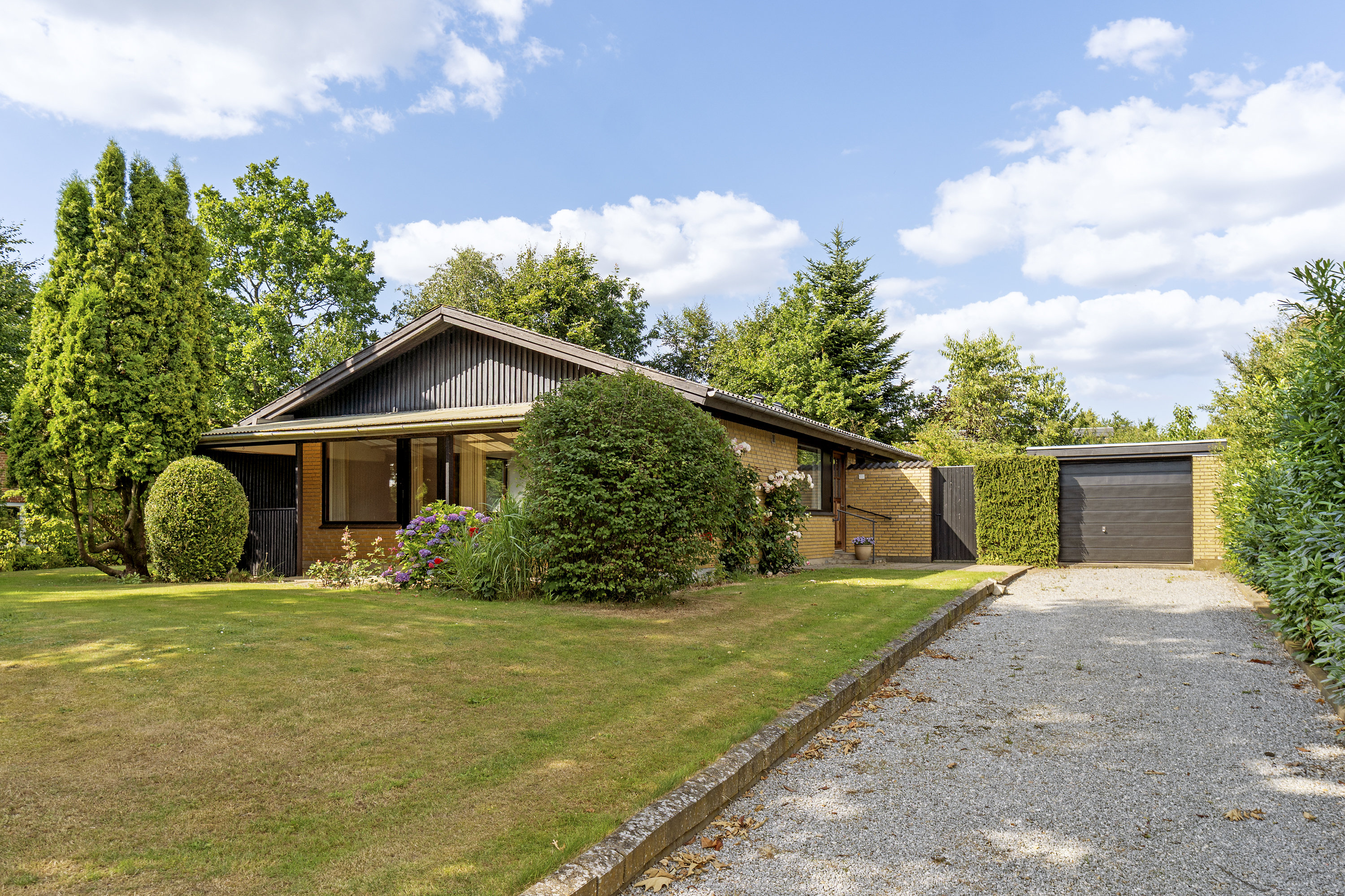 Villa på Kirkebjergvej 13 6510 Gram.