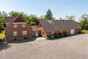 Ejendommen