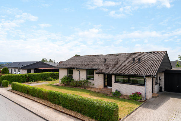 Ejendommen