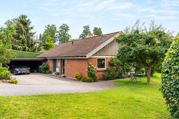 Ejendommen