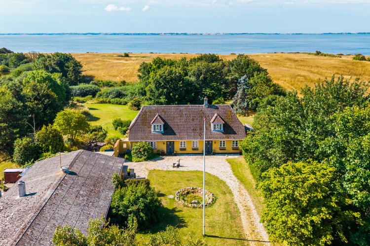 Hovedvejen 42