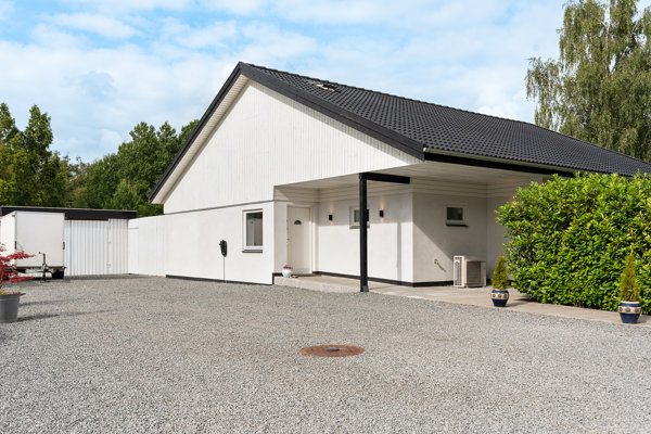 Ejendommen