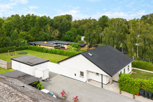 Ejendommen