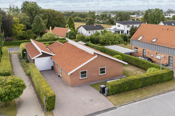 Ejendommen