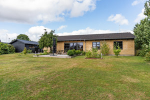 Ejendommen