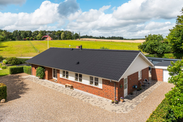 Ejendommen