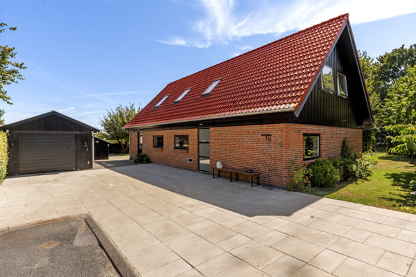 Ejendommen