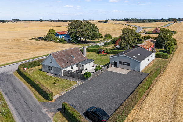 Ejendommen