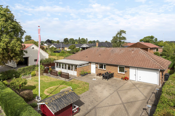 Ejendommen