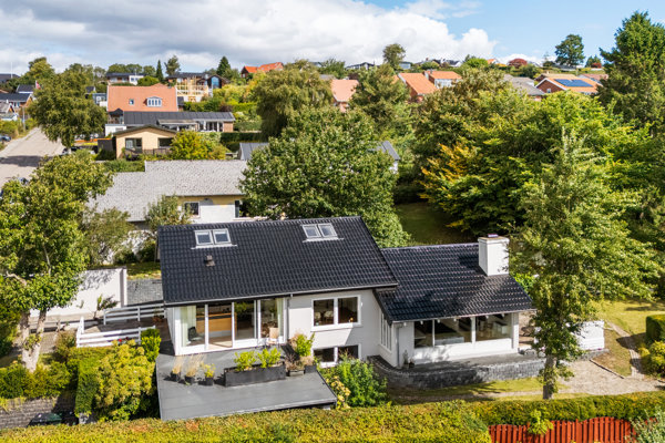 Ejendommen