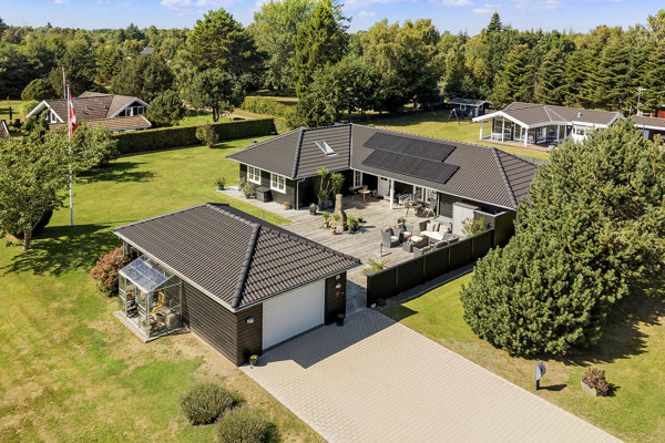 Ejendommen