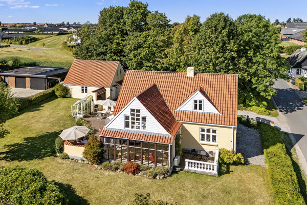 Ejendommen