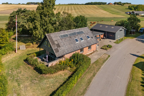 Ejendommen
