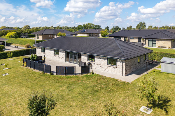 Ejendommen