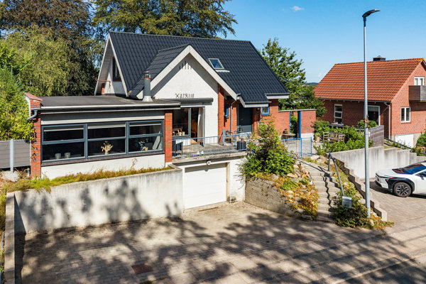 Ejendommen