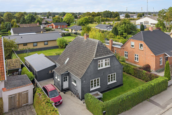 Ejendommen