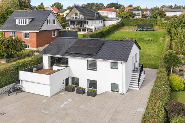 Ejendommen