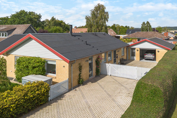 Ejendommen