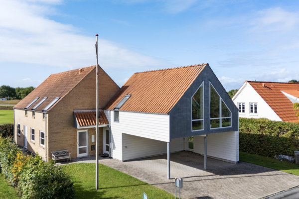 Ejendommen