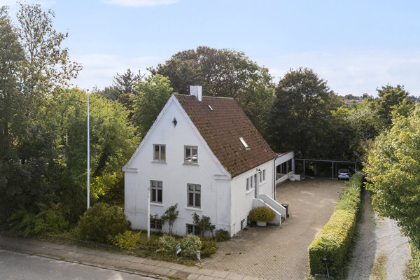 Ejendommen