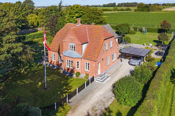 Ejendommen