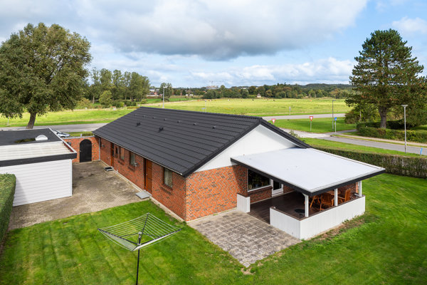 Ejendommen