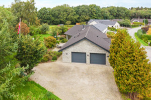 Ejendommen