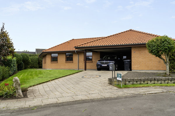 Ejendommen