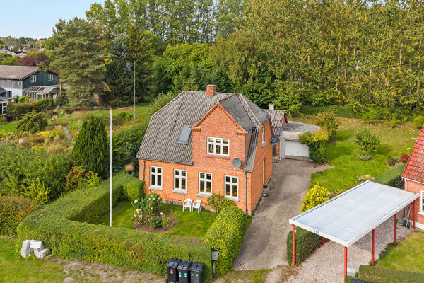 Ejendommen